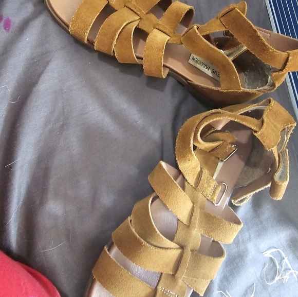 Steve Madden sandles - Picture 2 of 3